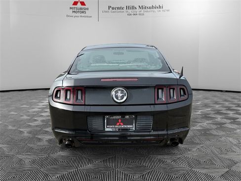 Used 2013 Ford Mustang Coupe image 6