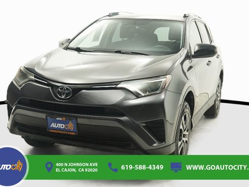 Used 2016 Toyota RAV4 LE FWD image 1