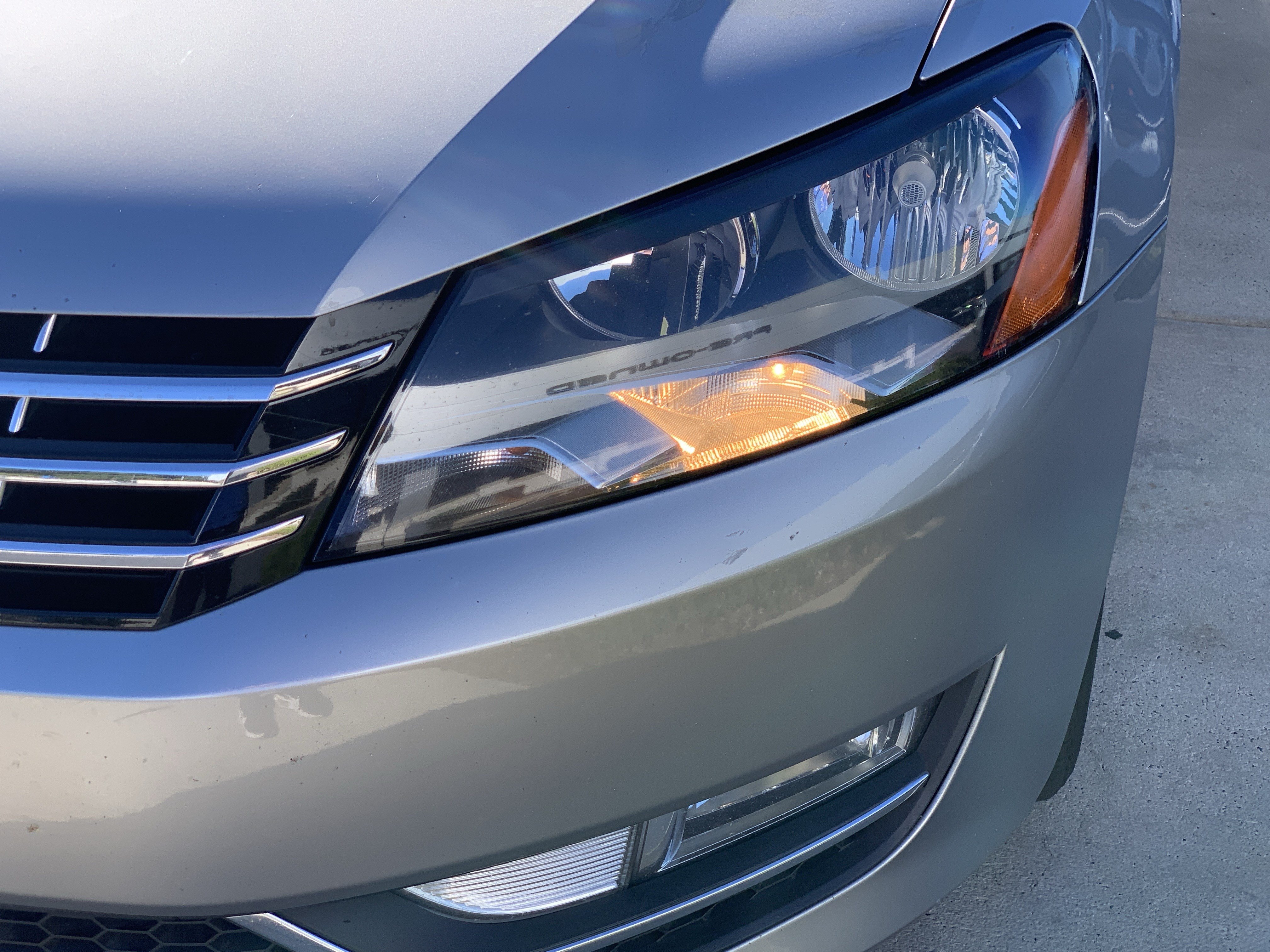 Used 2013 Volkswagen Passat 3.6 SEL Premium FWD image 6