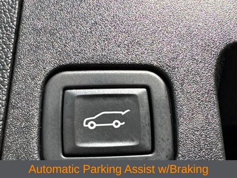 Certified 2023 Cadillac XT4 Premium Luxury w/ Enhanced Visibility Package FWD image 31