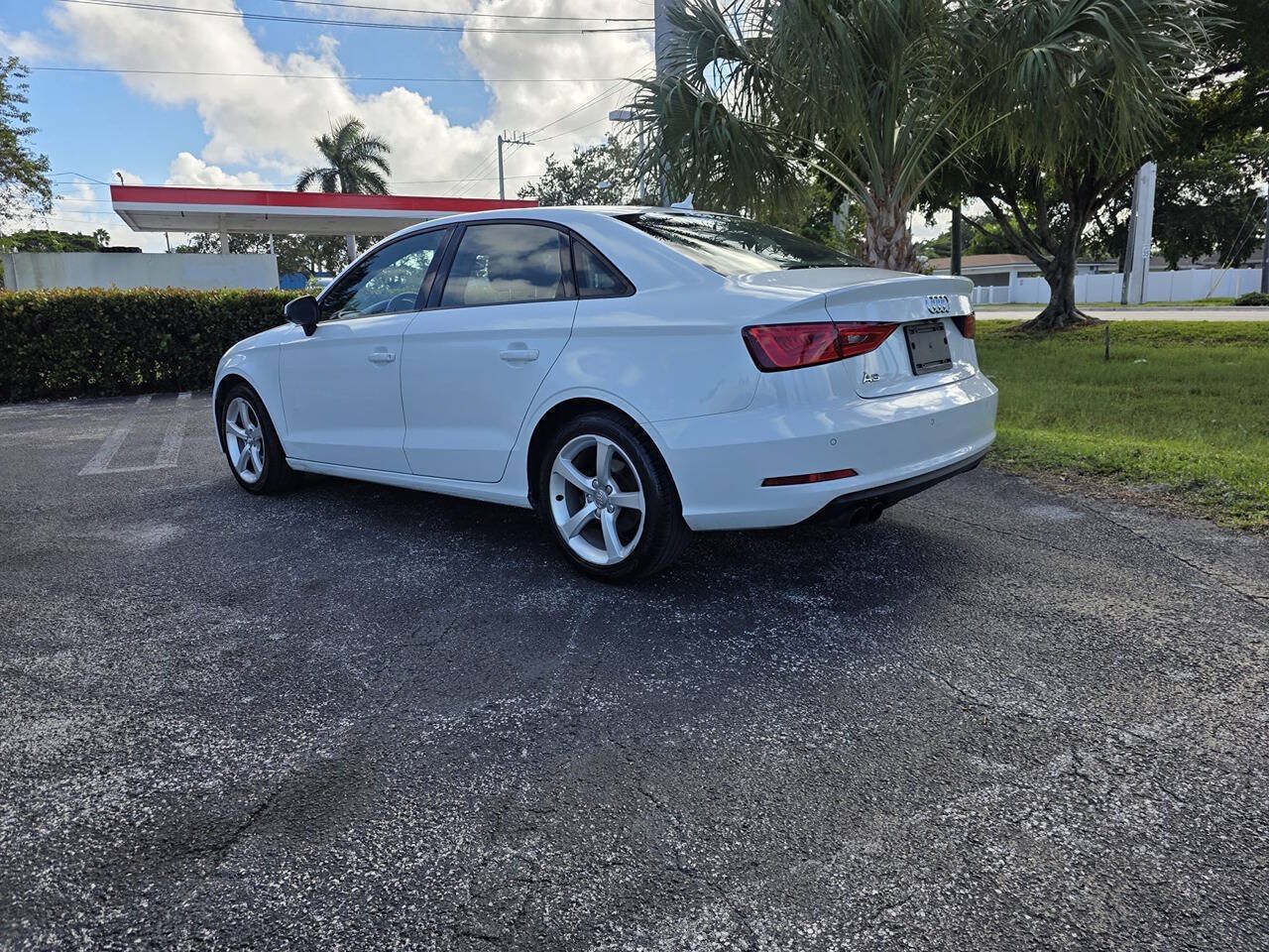 Used 2016 Audi A3 1.8T Premium FWD image 3
