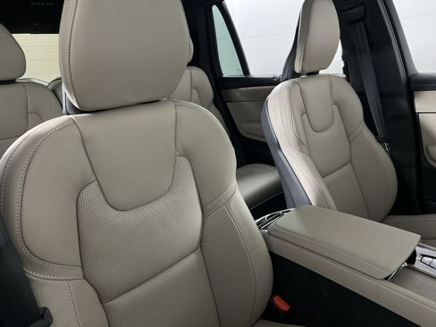 New 2026 Volvo XC90 T8 Ultra w/ Protection Package image 24