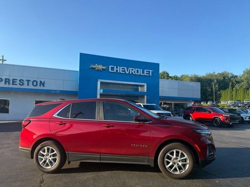Used 2023 Chevrolet Equinox LT FWD image 1