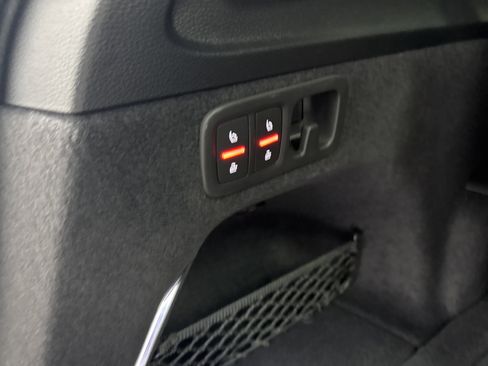 Used 2025 Audi Q7 3.0T Premium Plus image 34