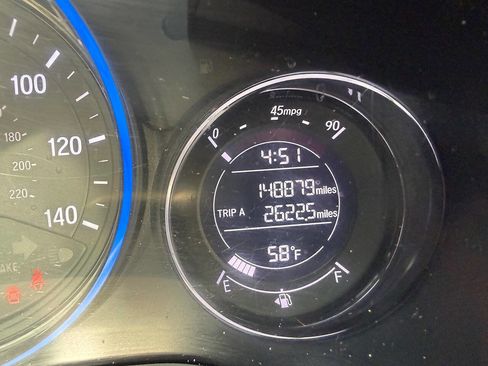 Used 2018 Honda HR-V LX image 18