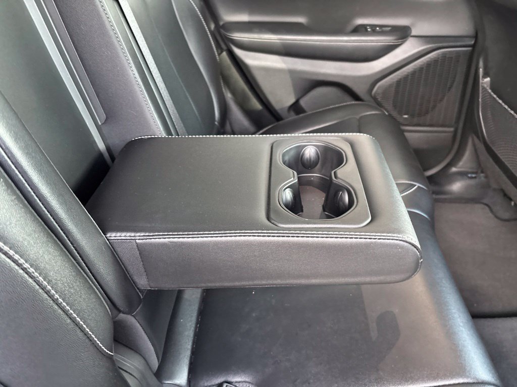 Used 2023 Jeep Grand Cherokee Limited w/ Luxury Tech Group II RWD image 20