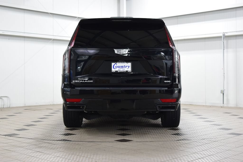 Used 2024 Cadillac Escalade Sport Platinum w/ Heavy-Duty Trailer Package AWD/4WD image 7