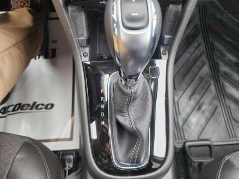 Certified 2022 Buick Encore Preferred image 44