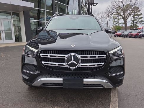 Certified 2025 Mercedes-Benz GLE 450 4MATIC image 8