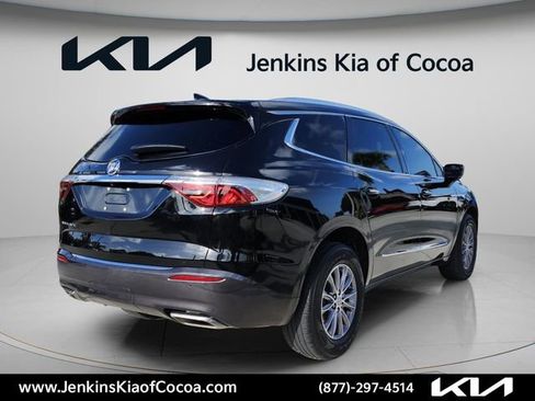 Used 2023 Buick Enclave Essence w/ Trailering Package, 5000 lbs. FWD image 4