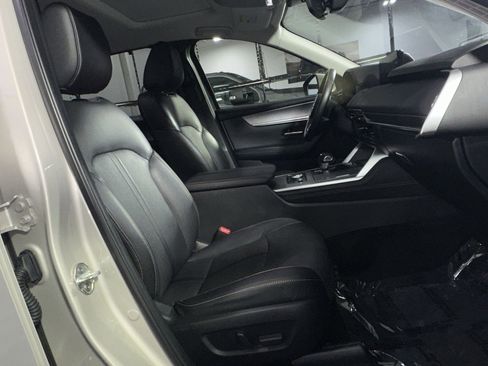 Used 2024 MAZDA CX-90 3.3 Turbo w/ Preferred Plus image 35