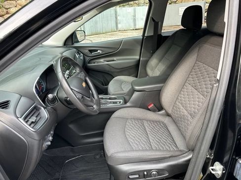 Used 2021 Chevrolet Equinox LT AWD/4WD image 19