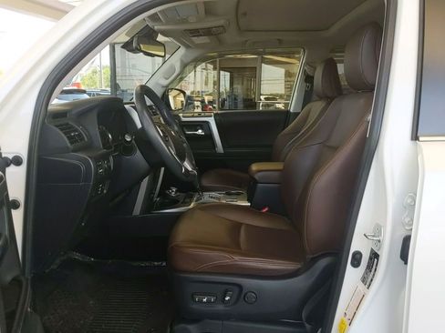 Used 2022 Toyota 4Runner Limited AWD/4WD image 13