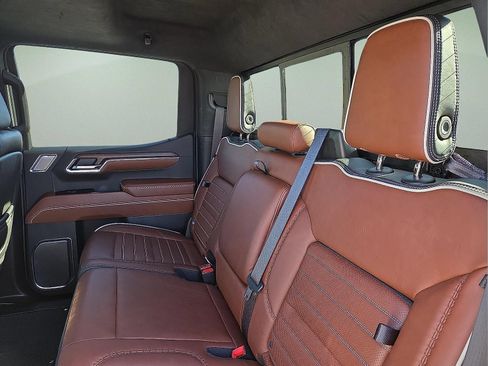 Certified 2024 GMC Sierra 1500 Denali Ultimate AWD/4WD image 10