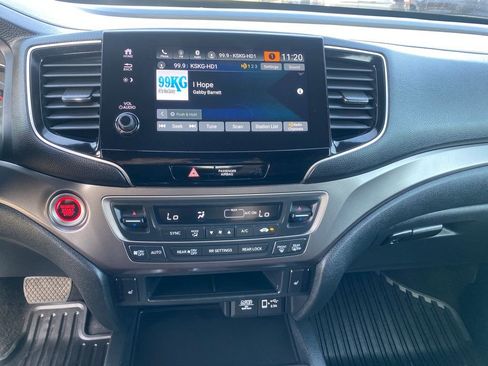 Used 2022 Honda Pilot Sport image 19