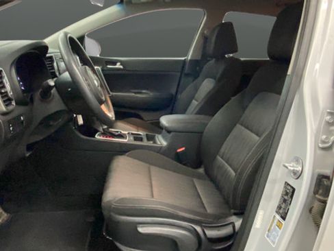 Used 2017 Kia Sportage LX FWD image 9
