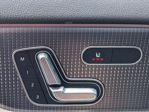 Used 2022 Mercedes-Benz GLA 250 GLA 250 w/ Premium Package Lite image 13