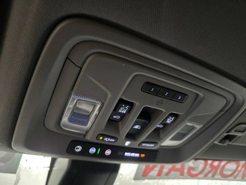 Used 2021 GMC Sierra 1500 Denali w/ Driver Alert Package II AWD/4WD image 33