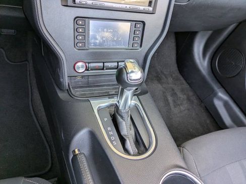 Certified 2019 Ford Mustang Convertible w/ Black Accent Package image 17