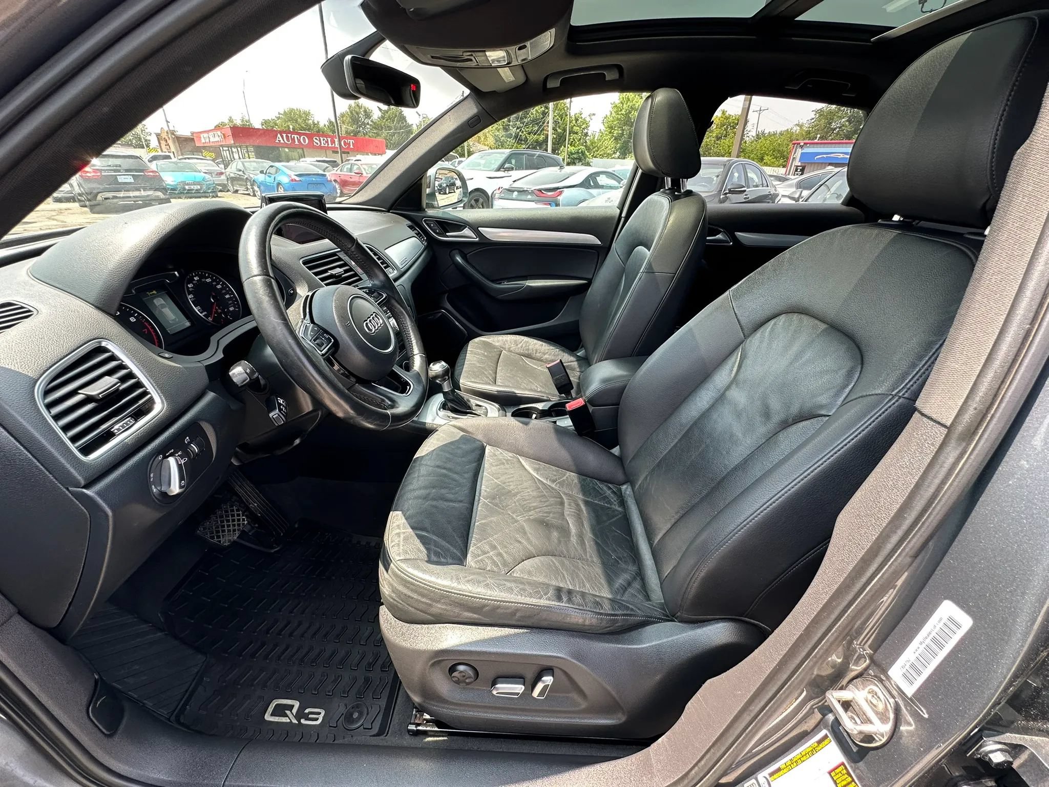 Used 2016 Audi Q3 2.0T Prestige w/ Prestige Package AWD/4WD image 10