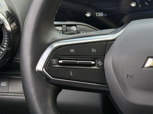 Used 2025 Chevrolet Equinox LT image 13