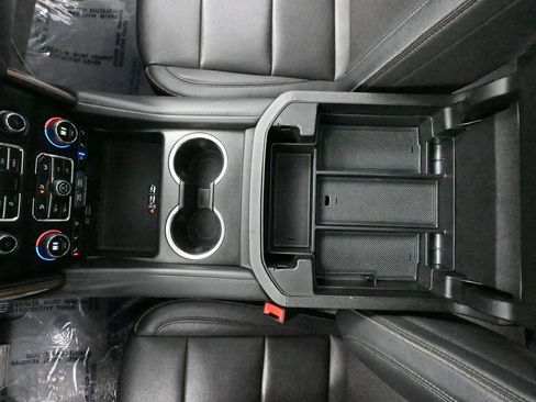 Used 2024 Chevrolet Tahoe High Country image 42