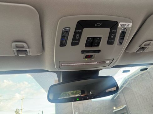Used 2021 Toyota Sienna XLE w/ XLE Plus Package AWD/4WD image 52