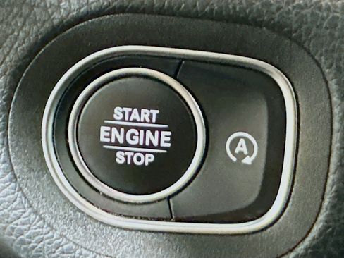 Certified 2021 Mercedes-Benz GLE 350 4MATIC w/ Premium Package image 16