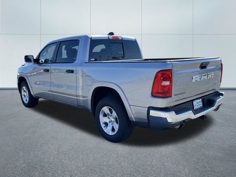 Used 2025 RAM 1500 Big Horn AWD/4WD image 10