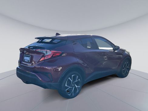Used 2018 Toyota C-HR XLE image 7