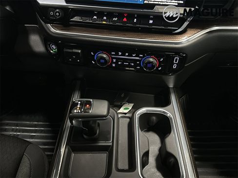 Used 2023 Chevrolet Silverado 1500 RST image 10