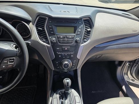 Used 2015 Hyundai Santa Fe Sport image 18