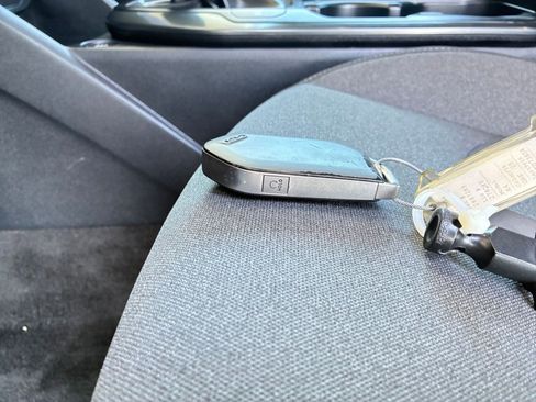 Used 2025 Kia K4 LXS image 24