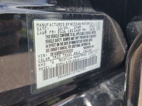 Certified 2025 Nissan Sentra S image 32