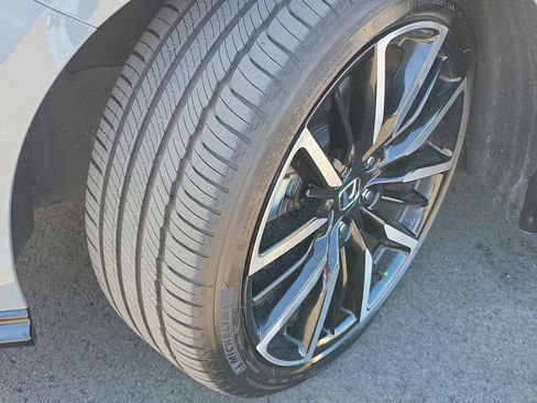 Used 2025 Honda Accord Touring image 11