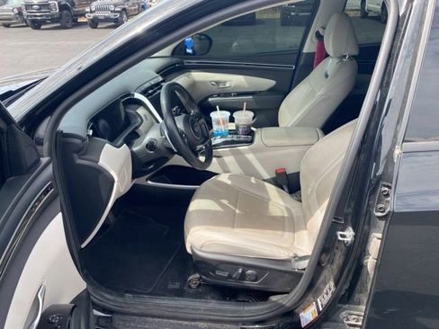Used 2023 Hyundai Tucson Limited image 10