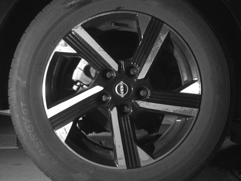 Used 2025 Nissan Sentra SV FWD image 15