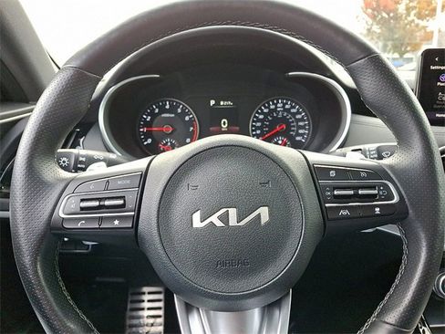 Used 2022 Kia Stinger GT1 image 22