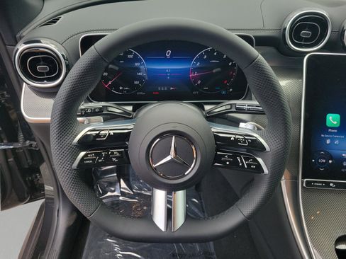 Used 2026 Mercedes-Benz GLC 300 image 22