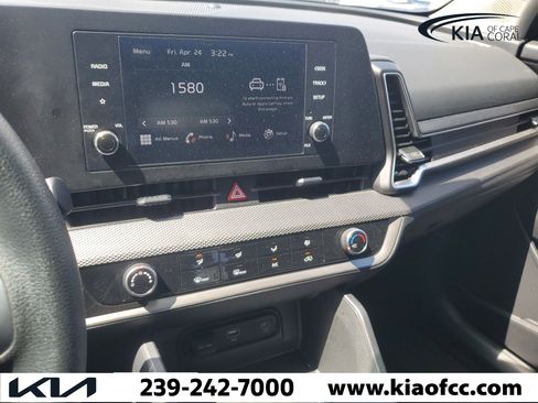 Used 2025 Kia Sportage LX FWD image 23