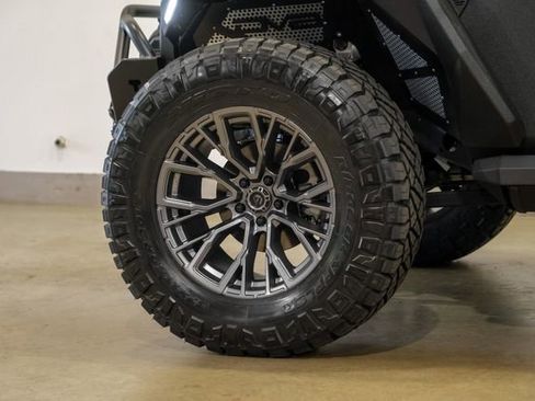 Used 2024 Jeep Wrangler Unlimited Rubicon 392 image 10