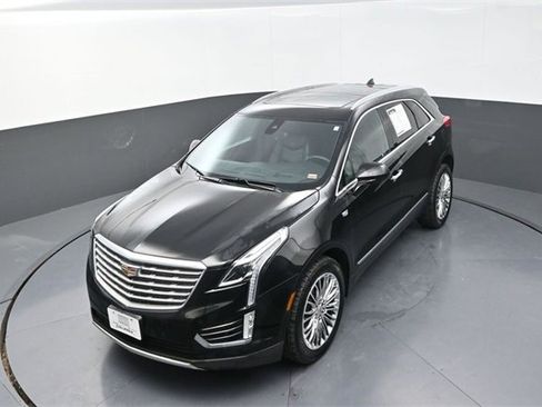 Used 2017 Cadillac XT5 Platinum image 11