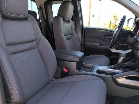Used 2024 Nissan Frontier SV w/ SV Convenience Package AWD/4WD image 17