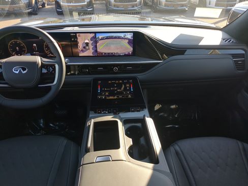 New 2026 INFINITI QX80 Autograph w/ Premium Cargo Package image 9