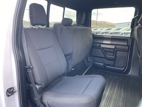 Used 2019 Ford F150 XLT w/ Equipment Group 302A Luxury AWD/4WD image 6