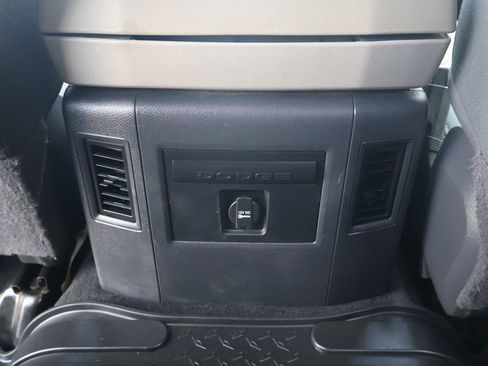 Used 2011 RAM 1500 Big Horn image 25