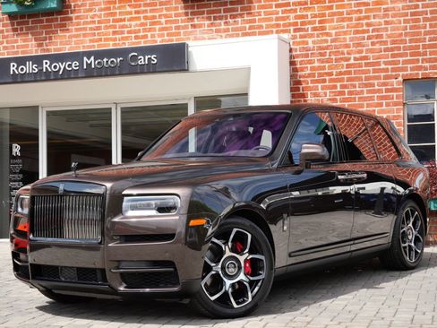 Certified 2022 Rolls-Royce Cullinan Black Badge AWD/4WD image 1