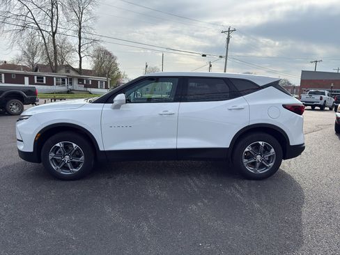 Used 2025 Chevrolet Blazer LT AWD/4WD image 7
