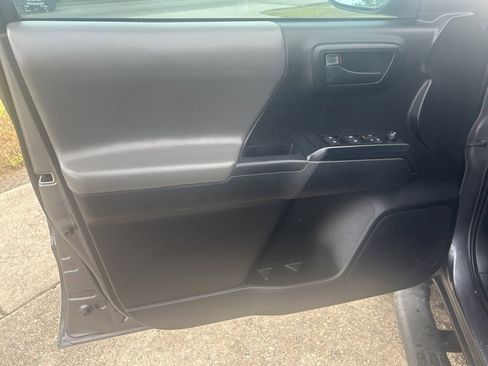 Used 2021 Toyota Tacoma SR image 10