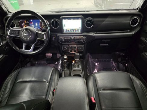 Certified 2021 Jeep Wrangler Unlimited Sahara image 36